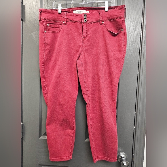 Torrid Red Denim Jegging Size 18 - Picture 1 of 3